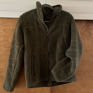 Army green North Face fleece no visible signs of wear size medium